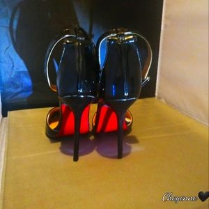 Christian loubutton heels